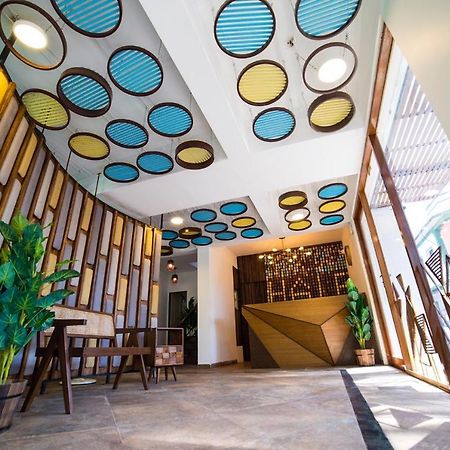 Half Hotel, Калангут Экстерьер фото
