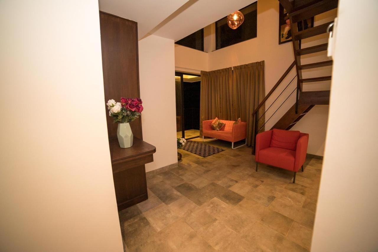 Half Hotel, Калангут Экстерьер фото